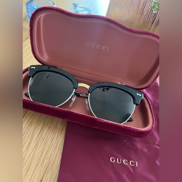 Gucci Accessories - Gucci Cat-eye Sunglasses